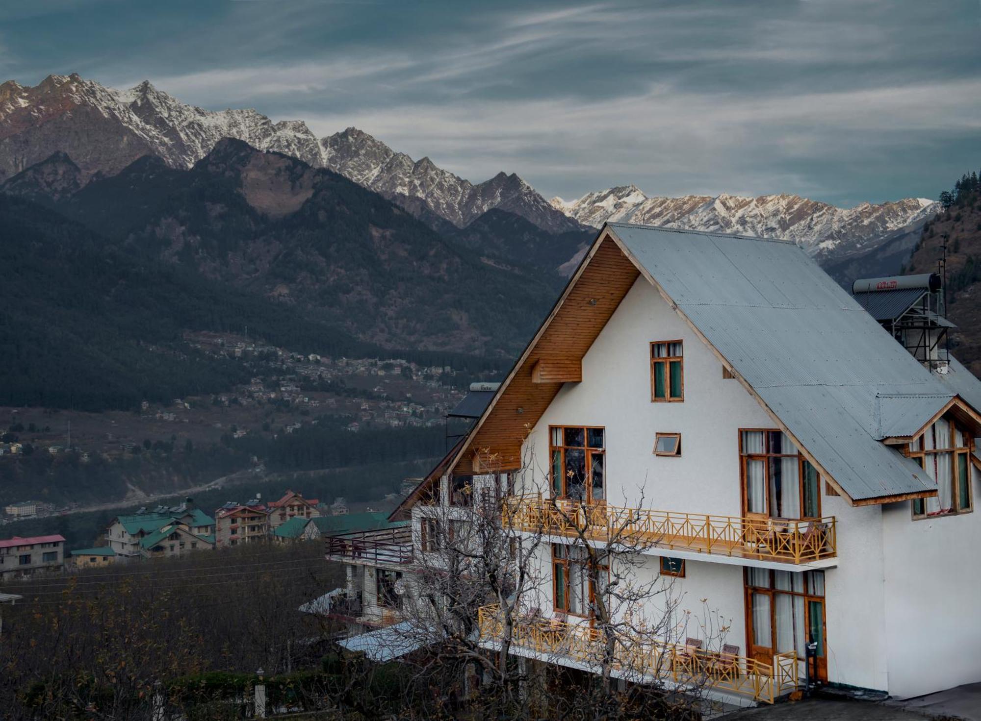 The Wooden Chalet, Manali Exteriér fotografie